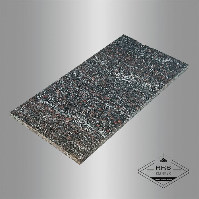 Гранитная плитка Гранатовый амфиболит, Polished в Старом Осколе