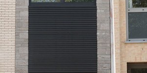 Реечная панель ДПК Turtle Shell, Middle Lines, Kenyan BlackWood, Co-Extrusion как выделить вход в дом реечными панелями (2)