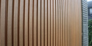 Реечная панель коричневая из ДПК Turtle Shell, Middle Lines, Australian Palisander Co-Extrusion облицовка дома (3)