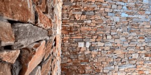 Облицовка фасада натуральным камнем в виде 3D панели RKS SLATE  Кварцит Biege Quartz Country купить с доставкой (1)
