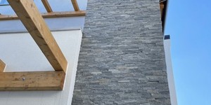 Фасадный камень фото дома 3D панели RKS SLATE Кварцит Grey Slate Classic купить в РКС Клинкер (1)